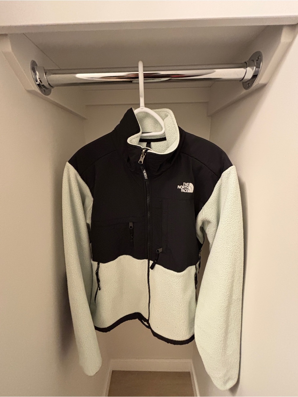 The North Face Men’s Denali Fleece Jacket